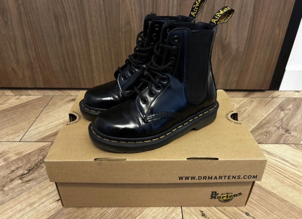 Dr. Martens 1460 Harper