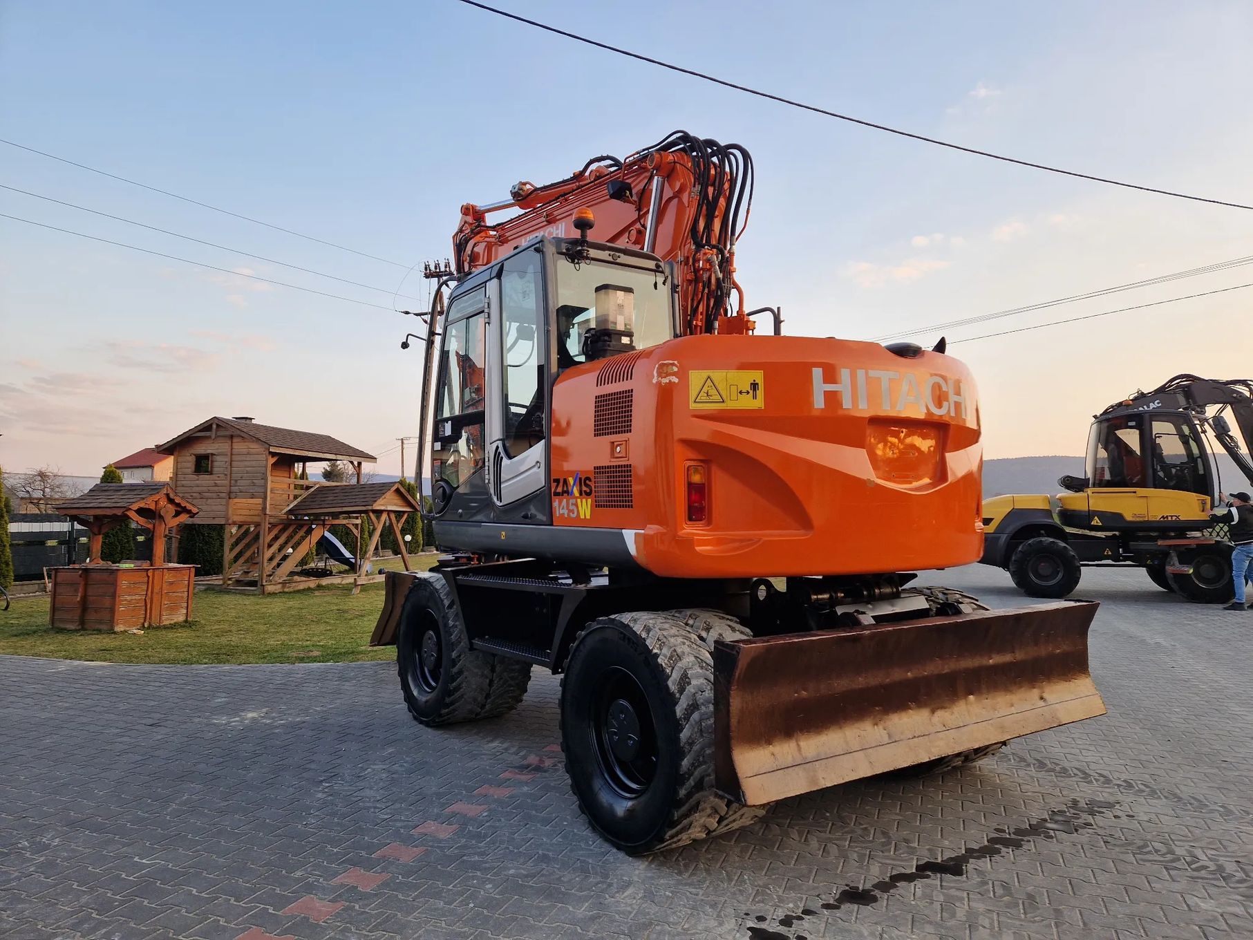 Hitachi ZX145  Cat/ Liebherr/Volvo/ Rototilt szczypce