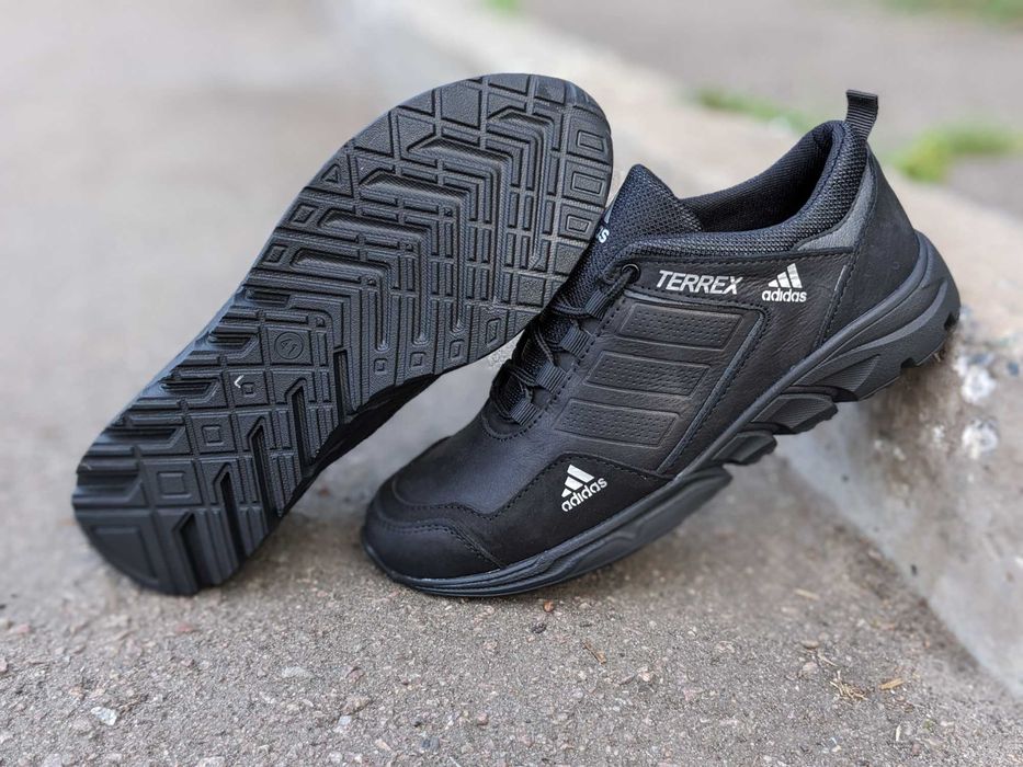 Чоловічі весняні кросівки із натуральної шкіри ТЕРРЕКС кроссовки мужск