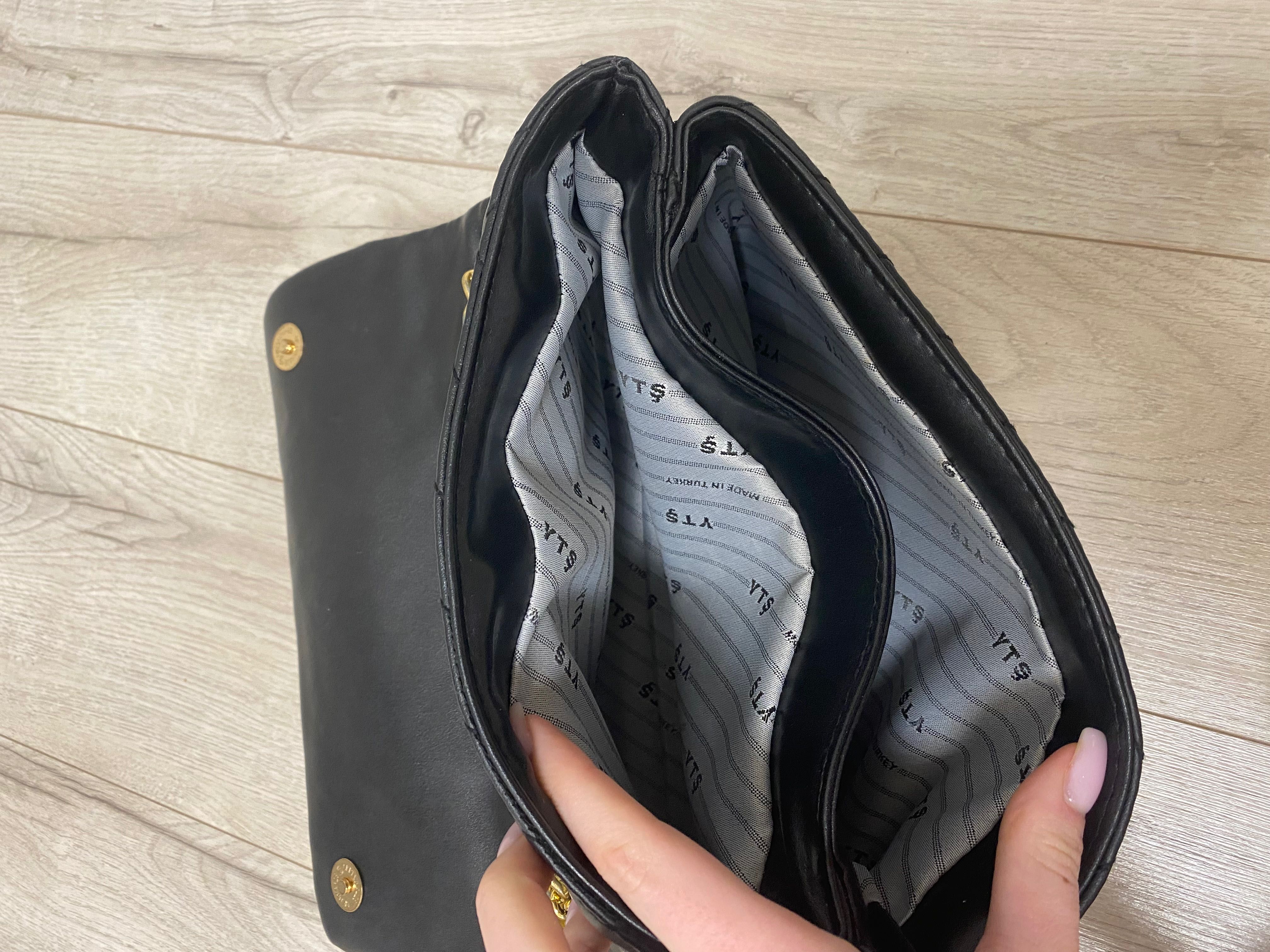 Продам містку та стильну сумку