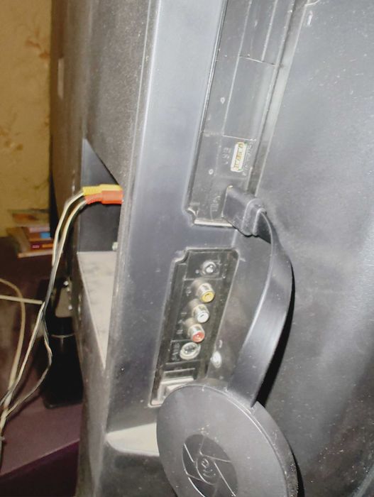 Продам TV 52дюйма