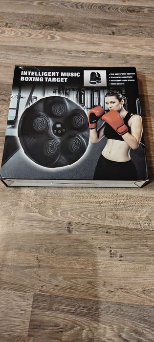 Продам настінний боксерський тренажер