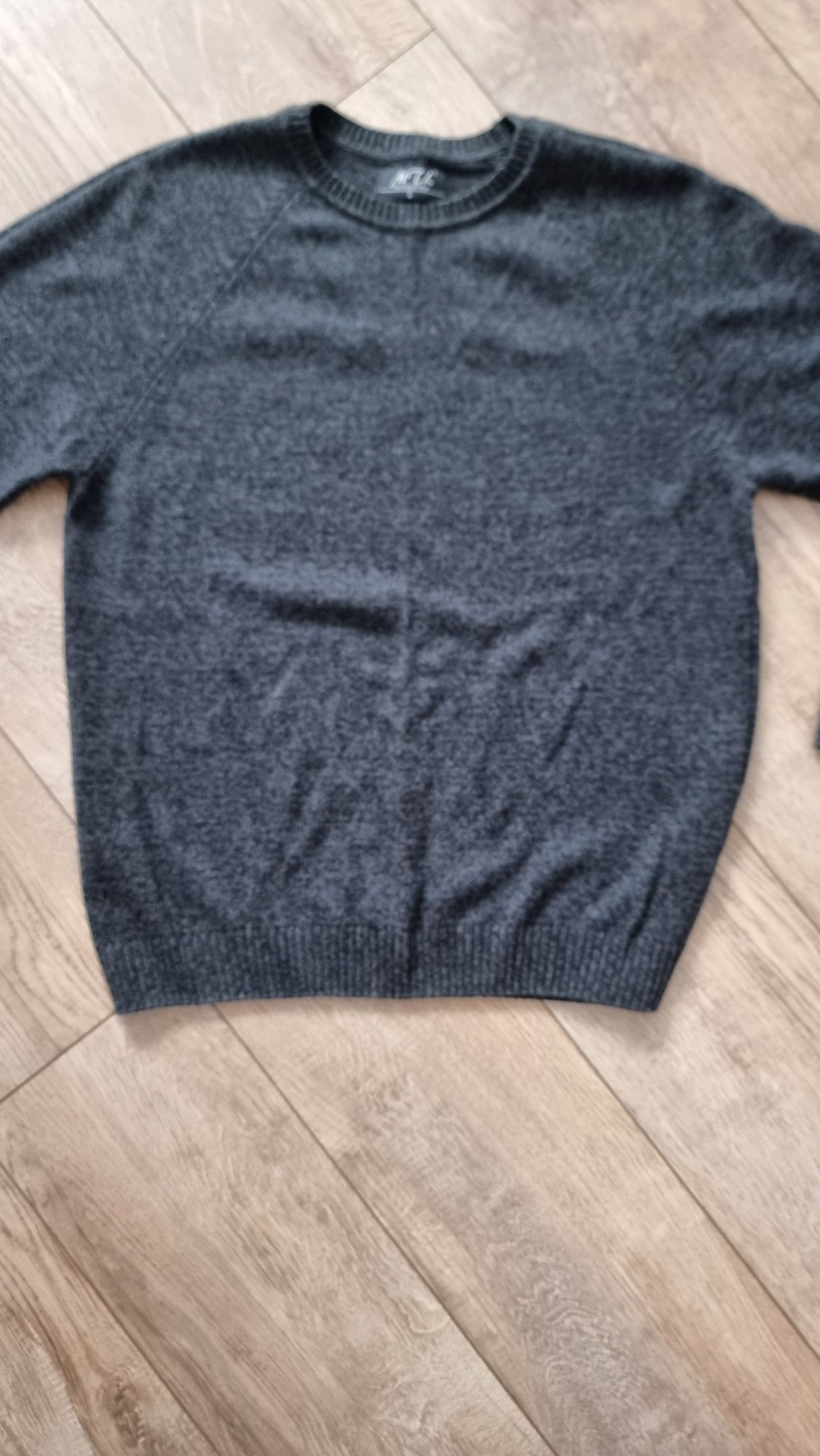 Sweter męski. Rozmiar L.