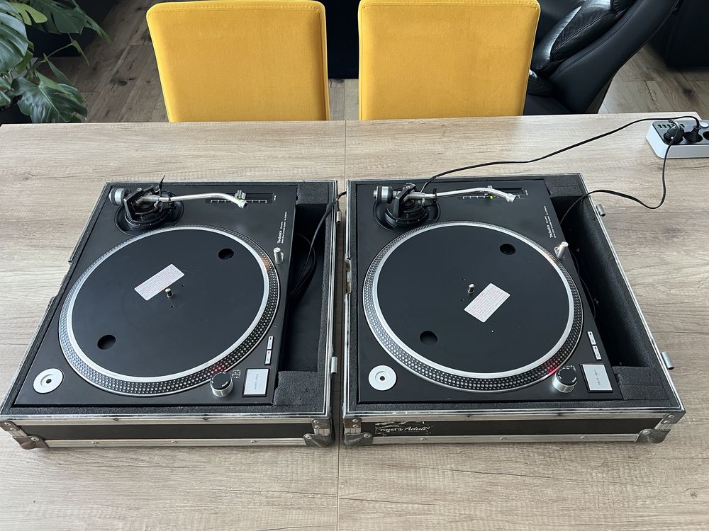 2x Technics sl 1210mk2
