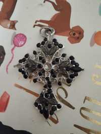 Wisiorek wisior krzyż czarny srebrny gotycki duży cyrkonie