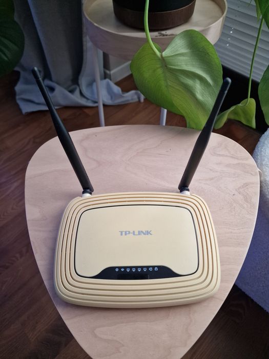 Router TP-Link TL-WR841N