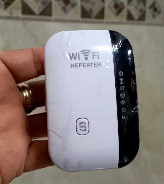 Wi-Fi Репитер усилитель повторитель ретранслятор Repeater 300 мБит/с