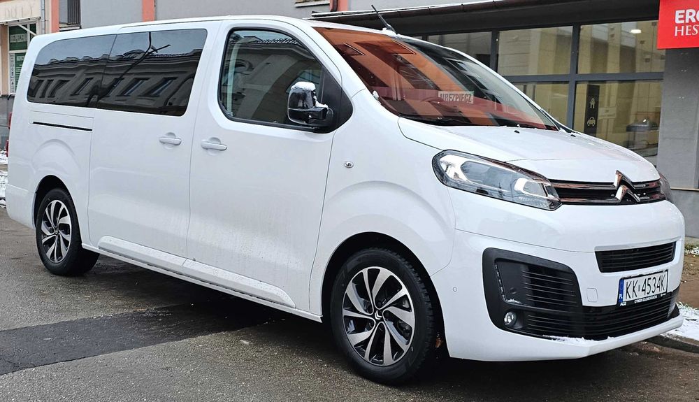 Przewóz osób usługi transportowe bus 8 osób transport  PL i UE