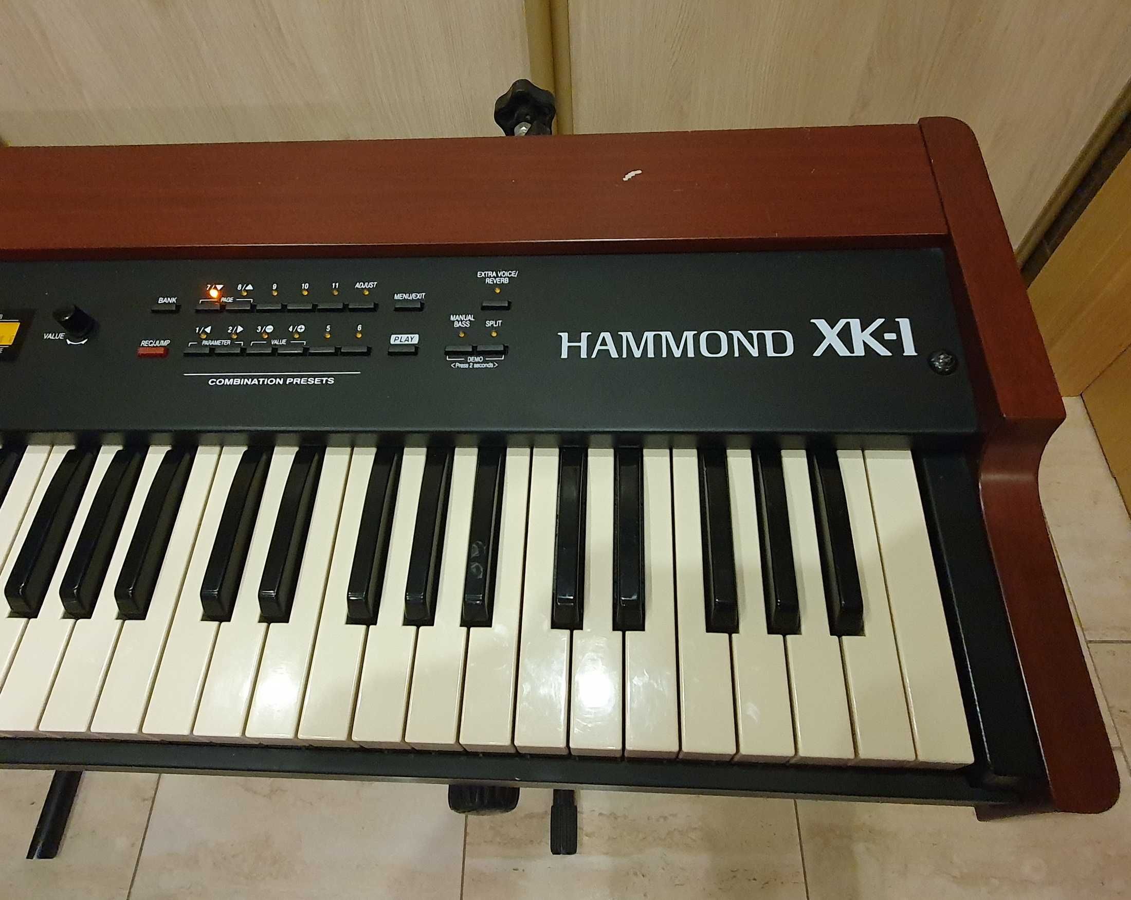 Organy Hammond XK-1 + pedał Volum Yamaha FC7