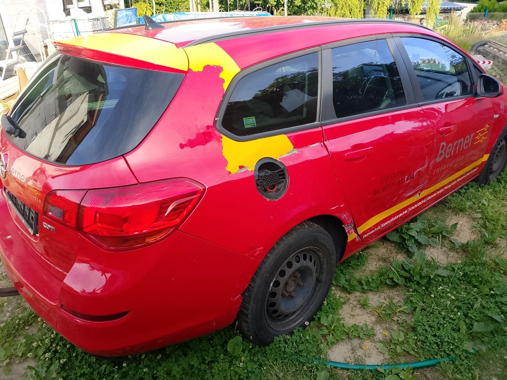 Opel astra J kombi turer 1.7 cdti hak