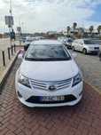 Toyota Avensis Carrinha 2.0 D4D 124cv 2012 Exclusive cor Branco