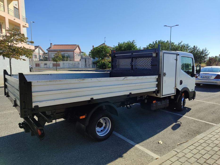 Nissan Cabstar 2.5DCI 35-14