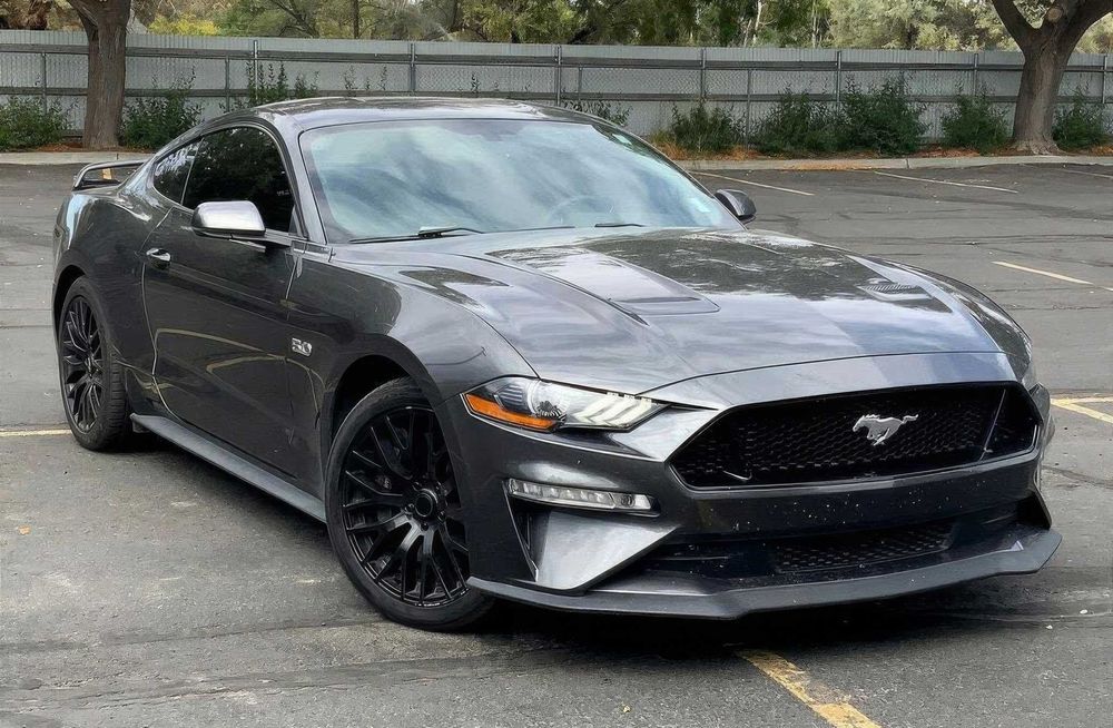 Ford Mustang GT Premium Coupe      2019