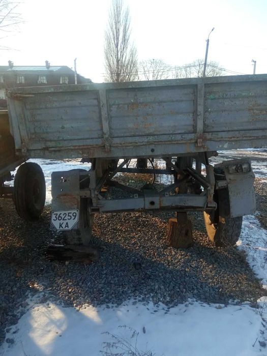 Продам причіп ІФА тракторний 2ПТС-4