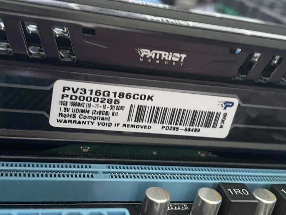 Zestaw: Intel i7‑3770 + byAsus P8P67 Deluxe + 16 GB RAM DDR3 1866 MHz