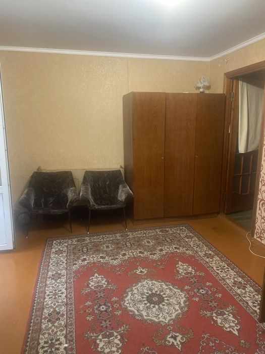 Оренда кімнати в 2 кімнатній квартирі в Центрі