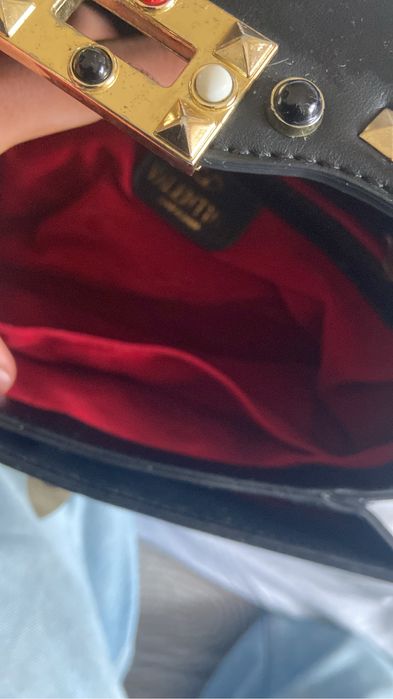 Mala Valentino preta