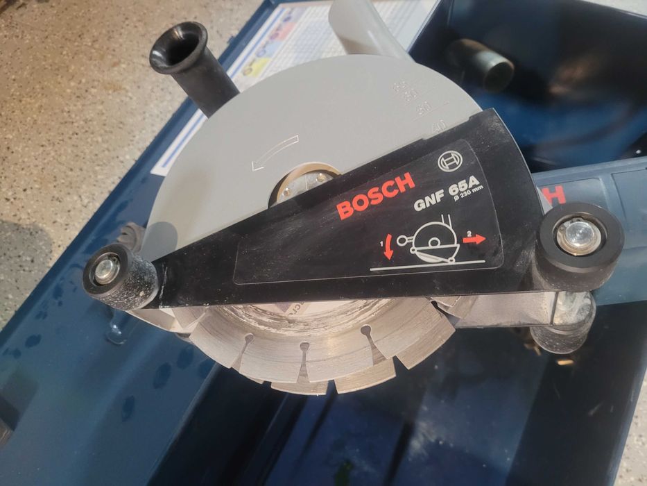 Bruzdownica Bosch GNF 65 A Professional w walizce stan idealny