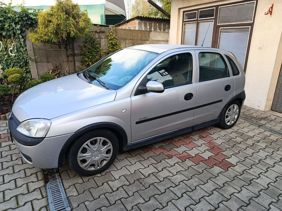 Sprzedam samochód Opel Corsa 1.4 instalacja gazowa.