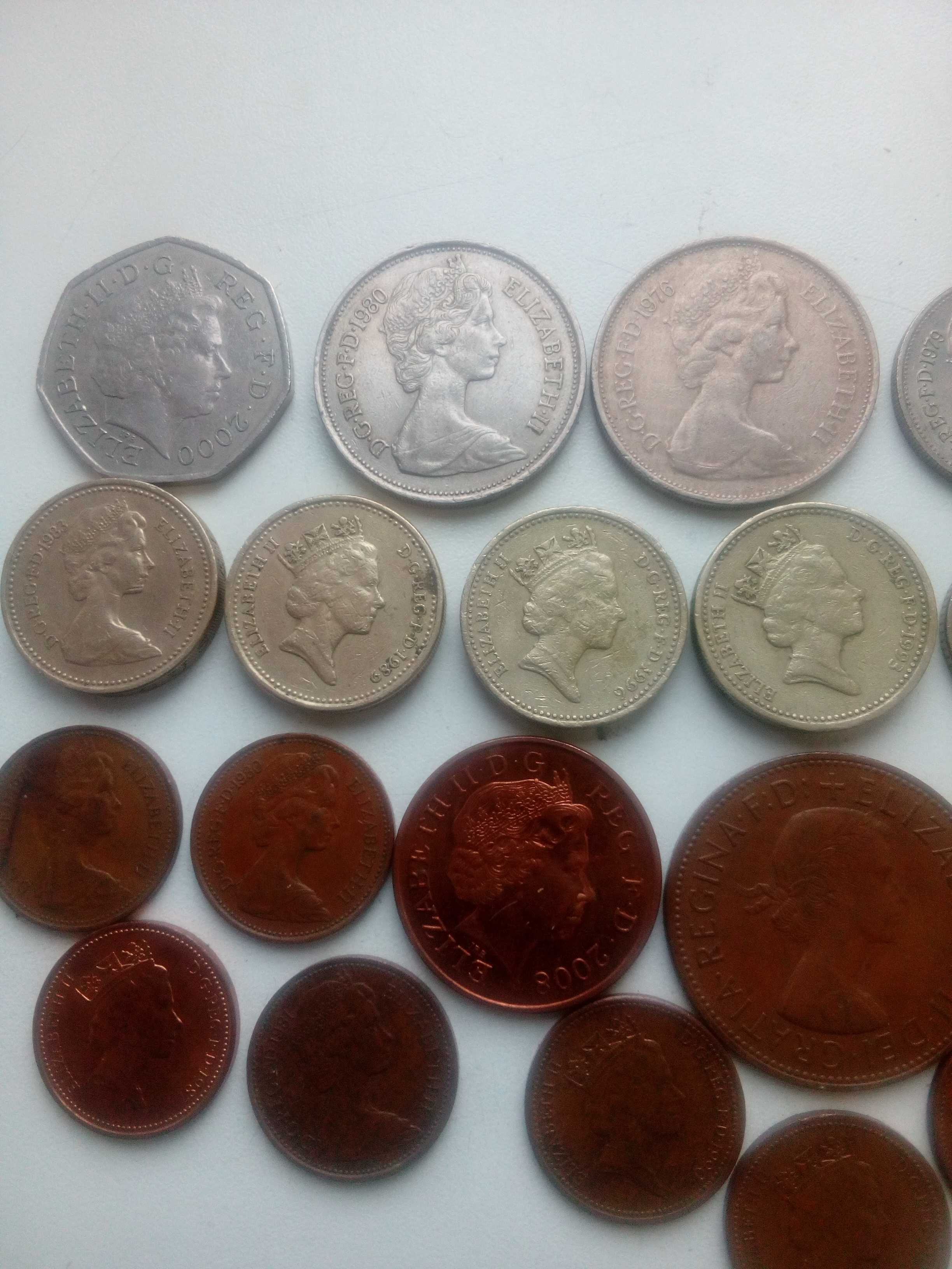 Zamienię monety /Elżbieta II na monetach z różnych krajów /