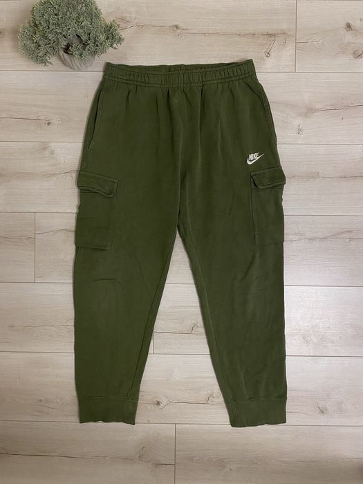 Спортивні штани Nike