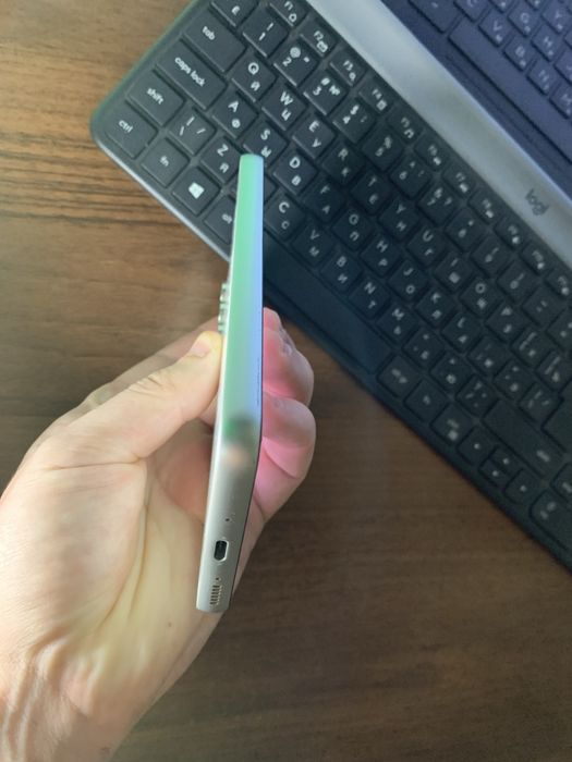 Samsung A54 ідеал , 120герц екран Андроїд 16