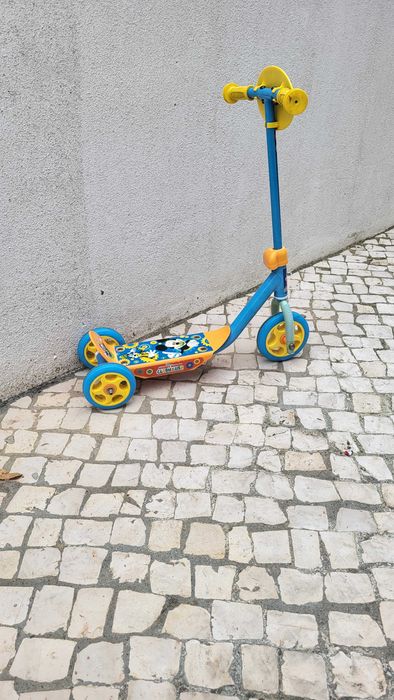 Trotinete de 3 rodas Mickey Mouse