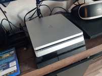 PlayStation 4 ps4 slim