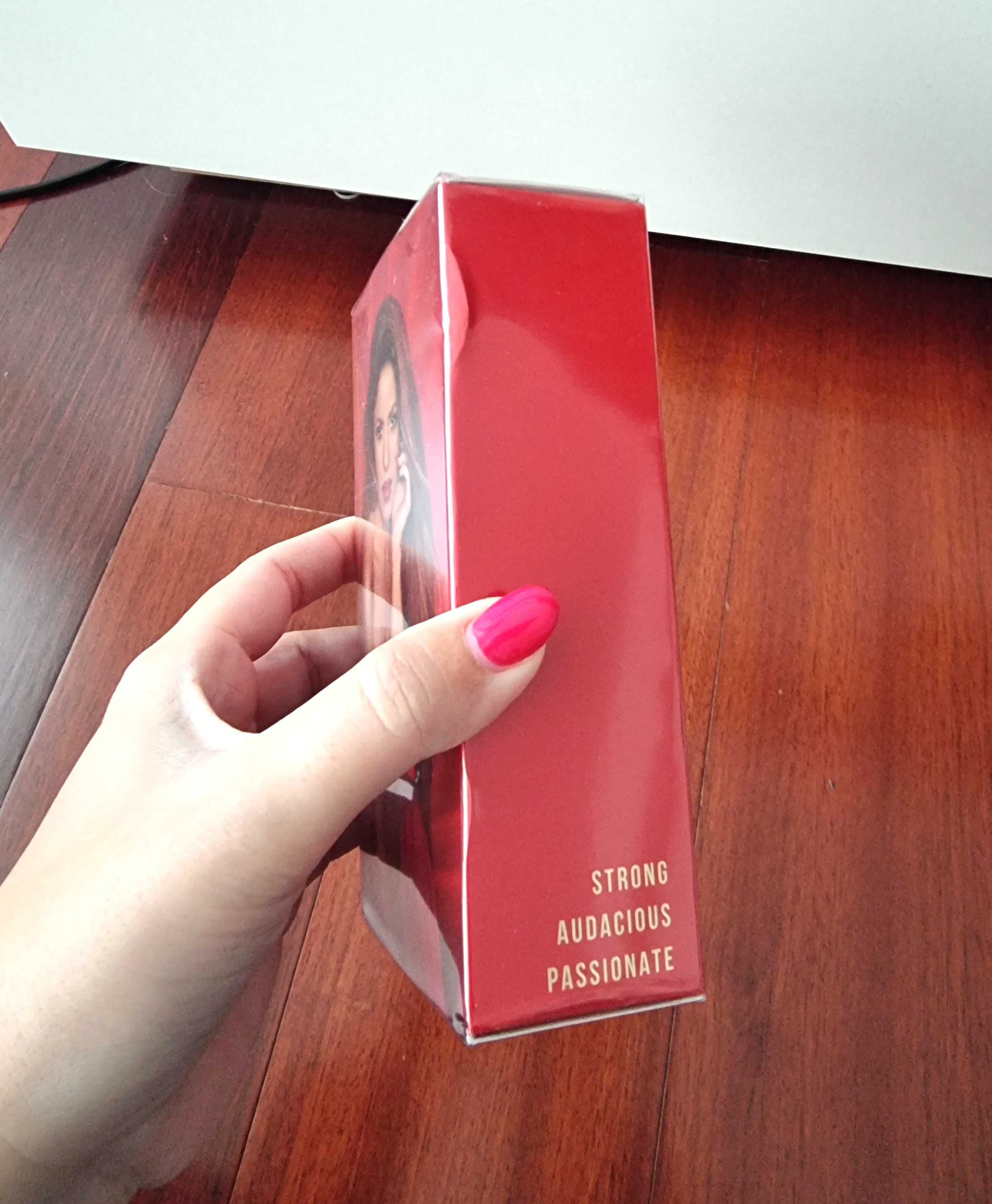 Perfume Rojo Shakira