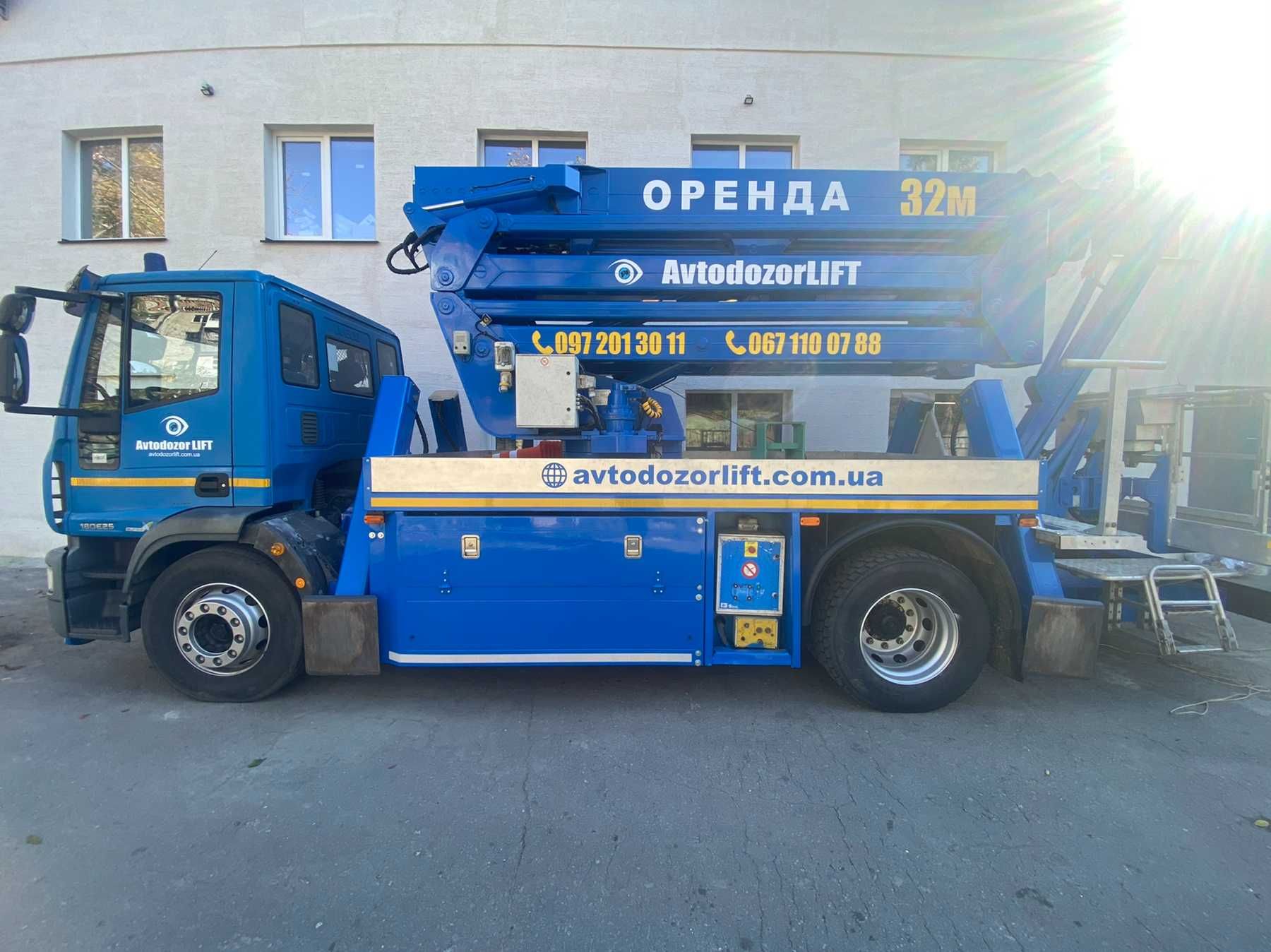 Аренда. Услуги. Автовышки 32м.