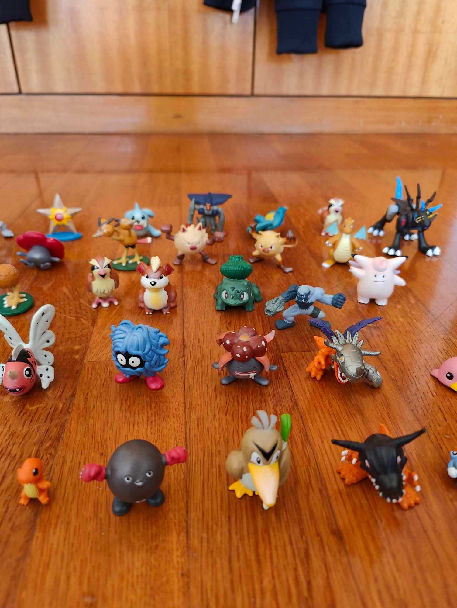 Bonecos Pokemon e Digimon bandai china vintage antigos figuras