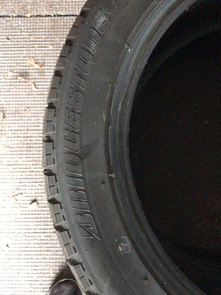 Bridgestone Blizzak REVO GZ 225/50 R17 94S