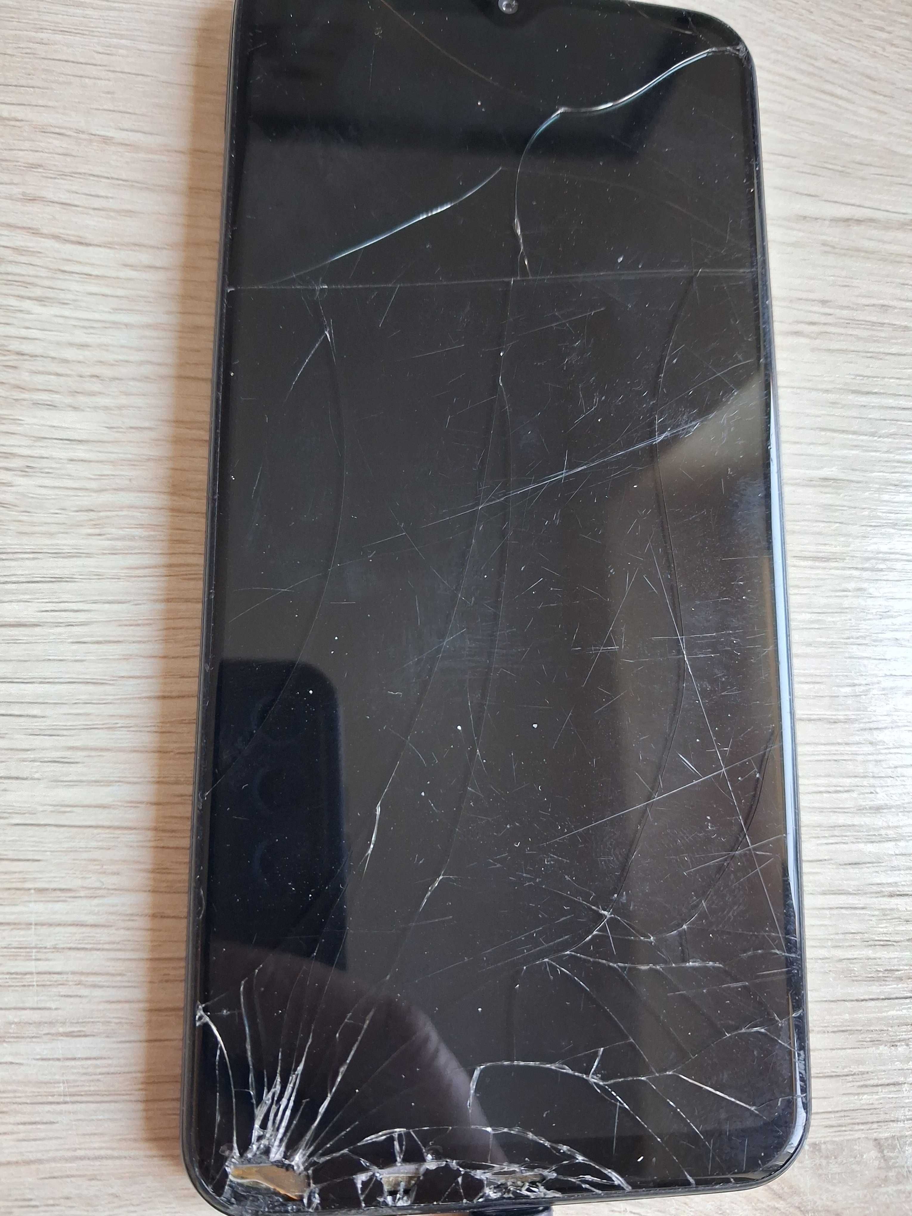 Telefon Samsung Galaxy A20 3/32 gb SM-A205F uszkodzony na części A 20