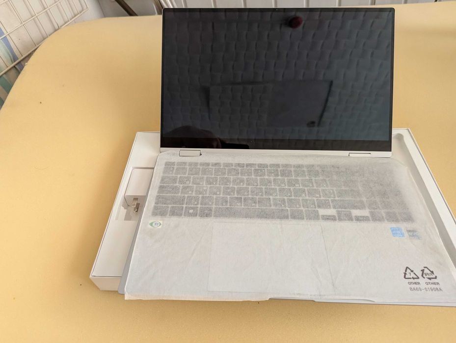 Ноутбук 2-в-1 Samsung Galaxy Book2 Pro 360