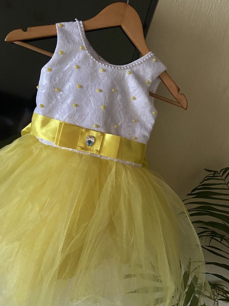 Платье фатин желтое 2-6 лет