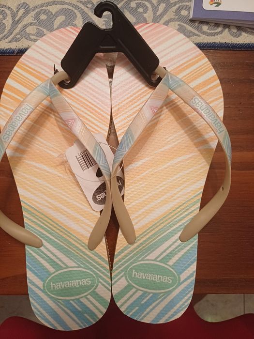 Vendo havaianas e ipanema