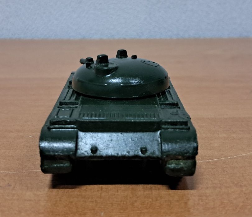 Танк игрушка СССР.