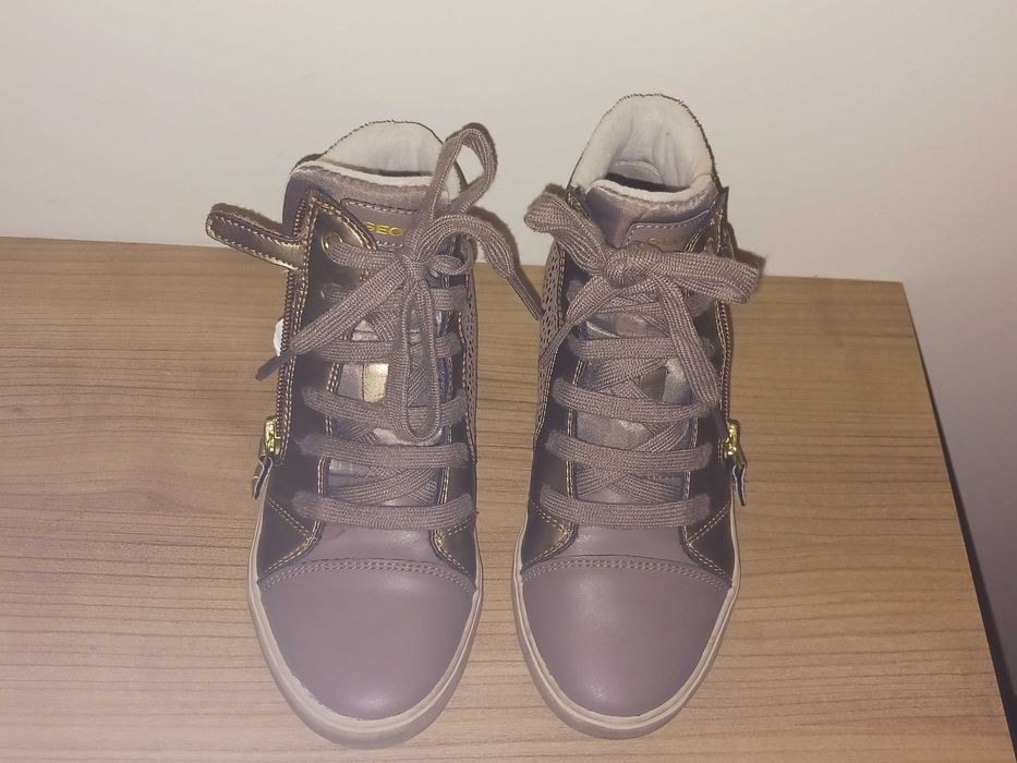 Tenis Castanhos Geox 34