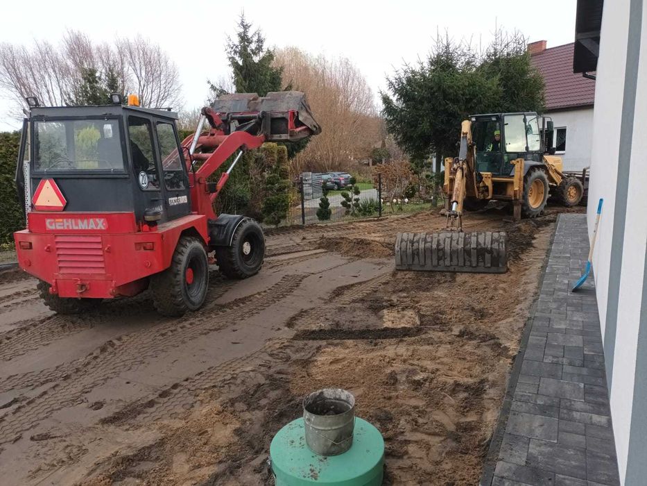 Usługi koparko ładowarką Teren ,Wykopy ,Niwelacja ,fundamenty ,Wod-Kan