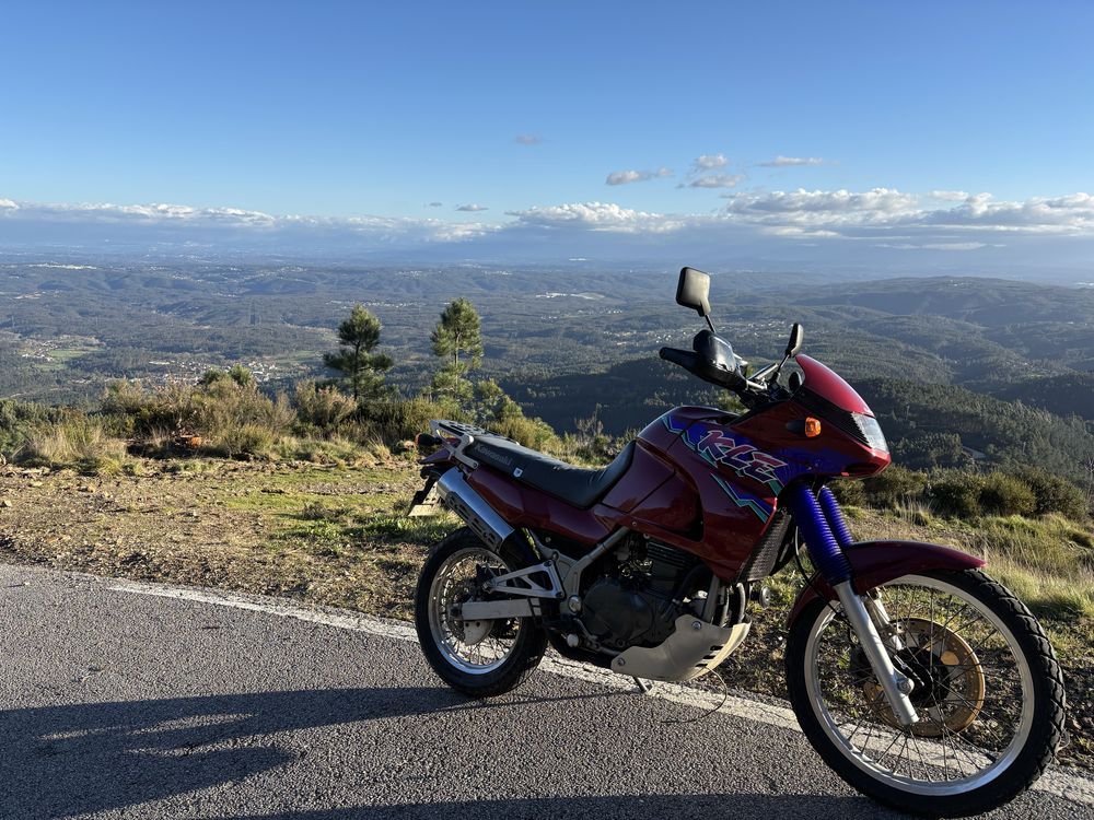 Kawasaki KLE500 de 1993 com 20.000kms