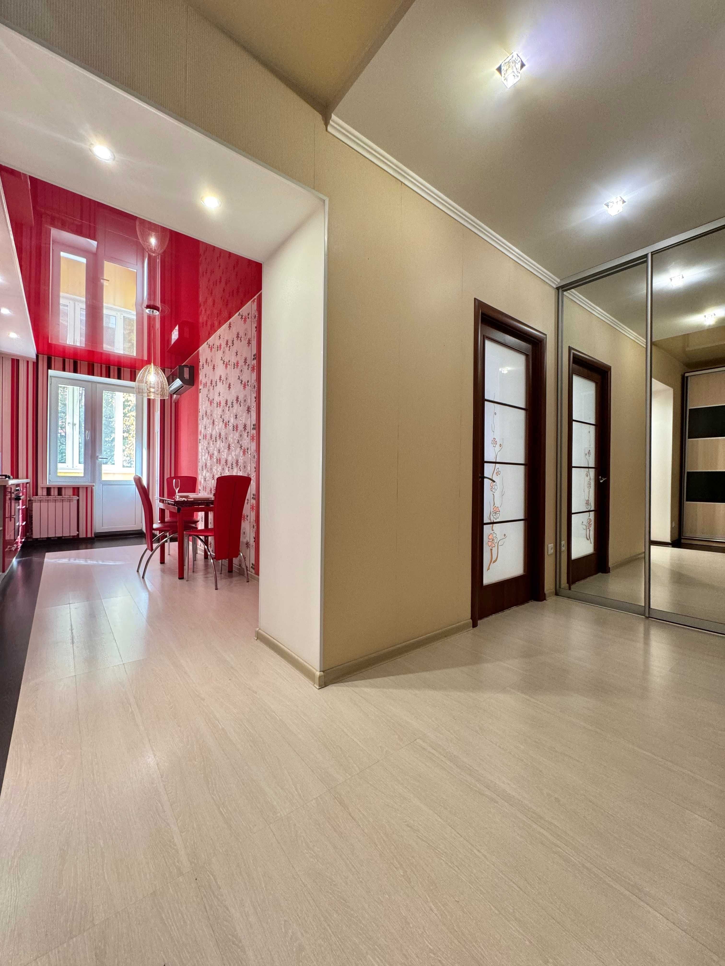 ApartPoltava  апартаменти з КУТОВОЮ ванною оренда подобово, КВЕД 55.10