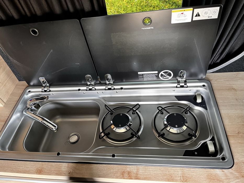 Wynajmij Renualt Trafic Wavecamper - 6 osobowy