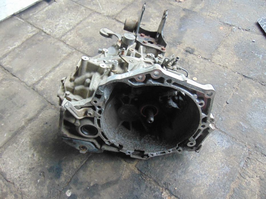 Skrzynia Biegów Toyota Yaris 1.3 VVTI  gwarancja 12EPP30