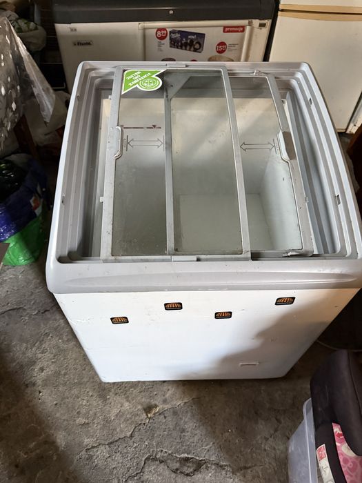 Zamrazarka skrzyniowa z szybami przesownymi w pelni sprawna okazja