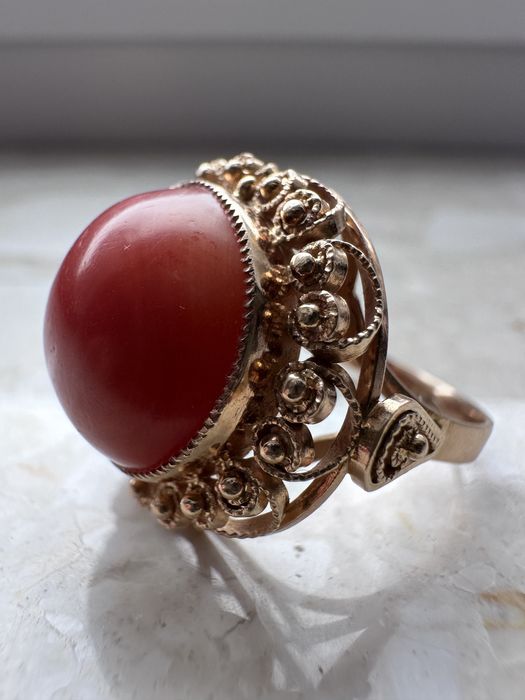 PRL, Złoty pierścionek z Koralem filigran rzadki r.15