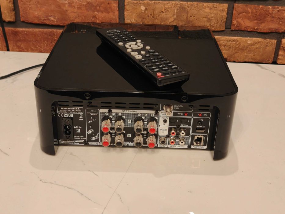 Amplituner, odtwarzacz sieciowy Marantz M-CR611 Spotify Bluetooth