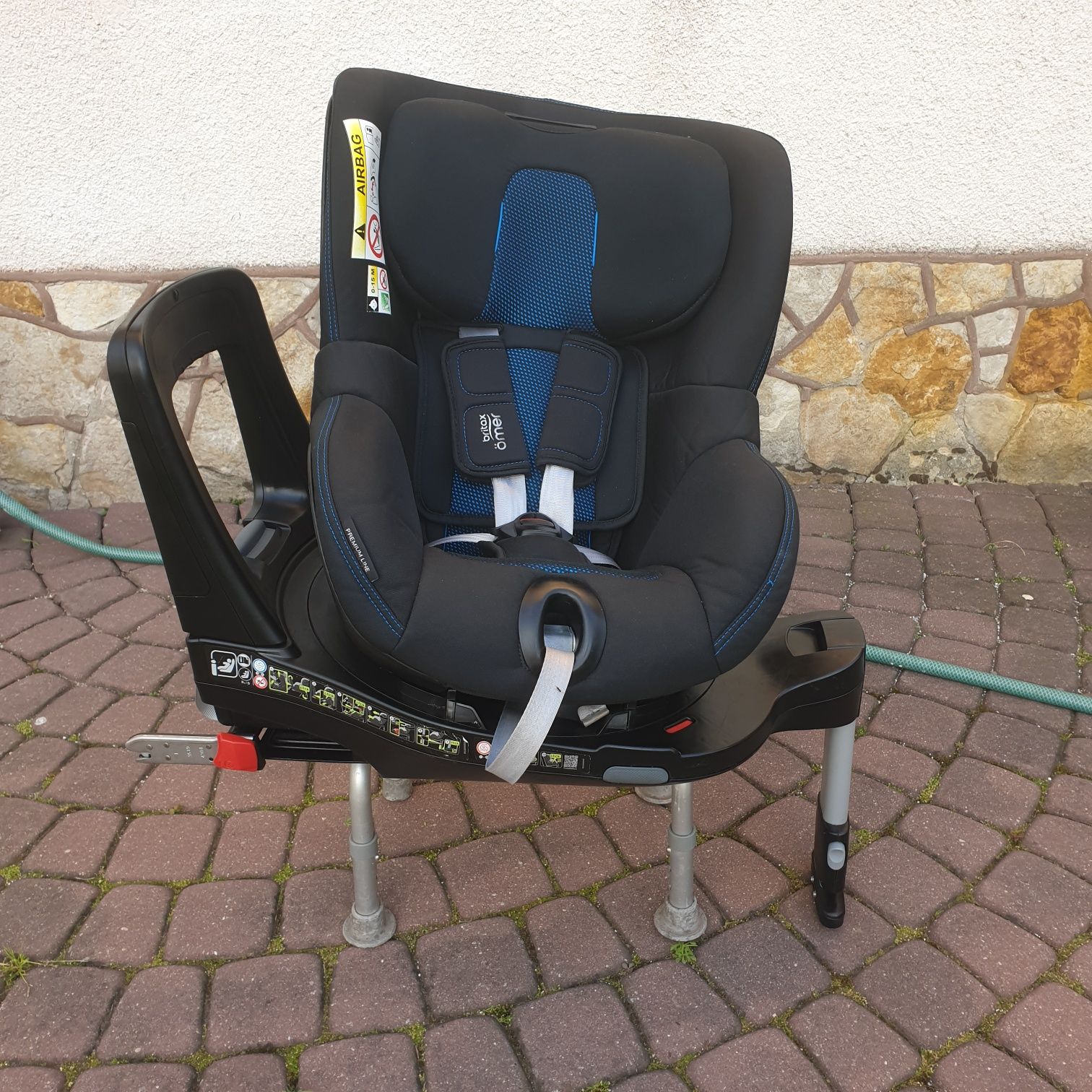 Britax Romer Dualfix M I-Size Fotelik Samochodowy 0-18kg RWF