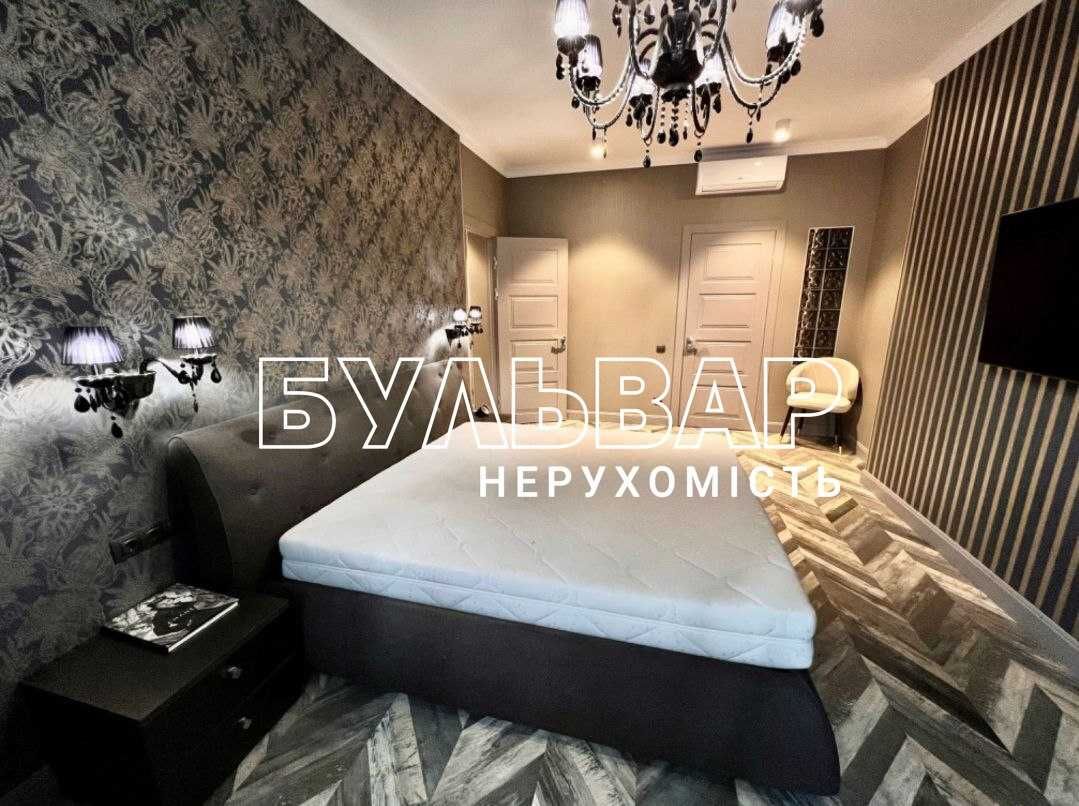 Продам!! 3 к.кв. - 100 м2, Центр, Новострой, ЖК Белый слон