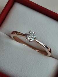 Золотое кольцо с бриллиантом 0.31 карат.