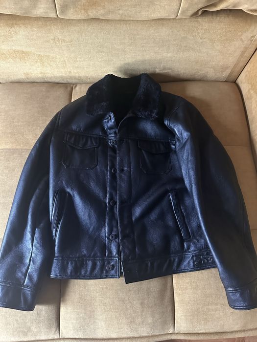 Продам чоловічу дублянку Mango